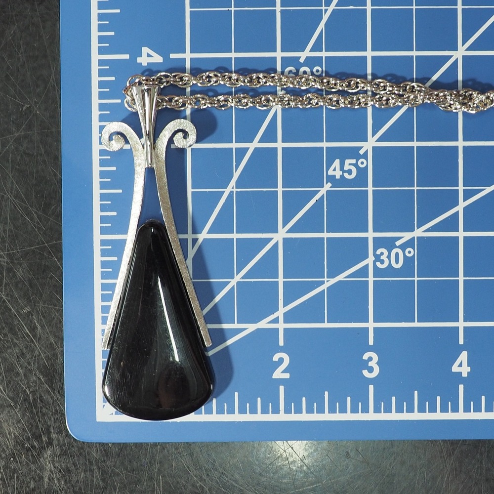 Avon Ebony Teardrop Pendant Necklace Black Silver Tone Long Rope Chain Large MCM - Picture 4 of 9